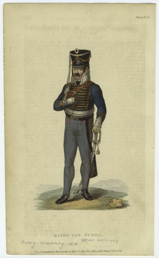 Ein Mann in einer Uniform der deutschen Armee des 19. Jahrhunderts, der eine Mütze trägt und ein Schwert hält, mit Text, der ihn als Major von Schill, Armee Deutschlands, 1810 identifiziert.