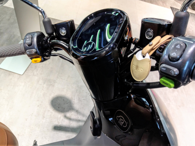 POL-NE: Kopfverletzung nach E-Scooter-Sturz