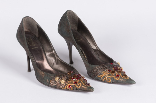 Suki Waterhouses Jimmy Choo Heels Whisperen die Romantik bei Women in Power