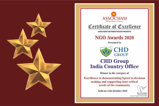 Auszeichnung für den NGO Award 2020 mit dem Text "Chd Group India Country Office" und einem Schild-Logo mit einem zentralen Stern und einem Lorbeerkranz auf der rechten Seite sowie drei Sternen auf der linken Seite.