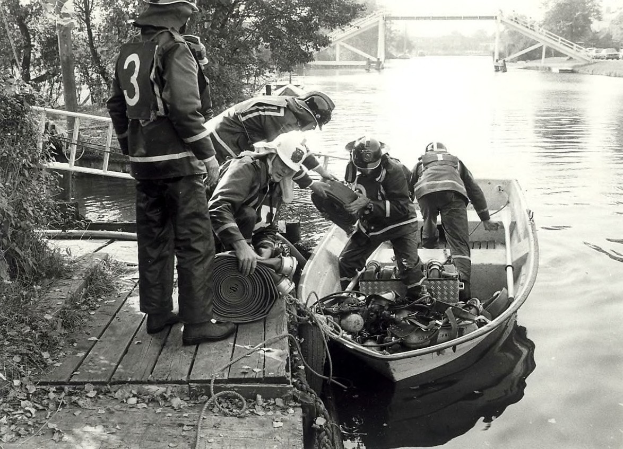 DE: Feuerwehr schickt Boote ins Rennen