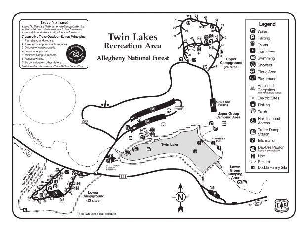 Detailierte Karte des Twin Lakes Freizeitgebiets mit Wanderwegen, Sehenswürdigkeiten und Entfernungen sowie Textangaben zu Wanderwegnamen und Besucherzahl.