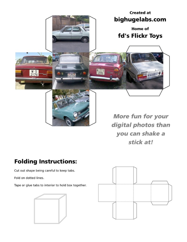 Eine Straßenszene mit Fahrzeugen und Text auf einem Präsentationsschirm.