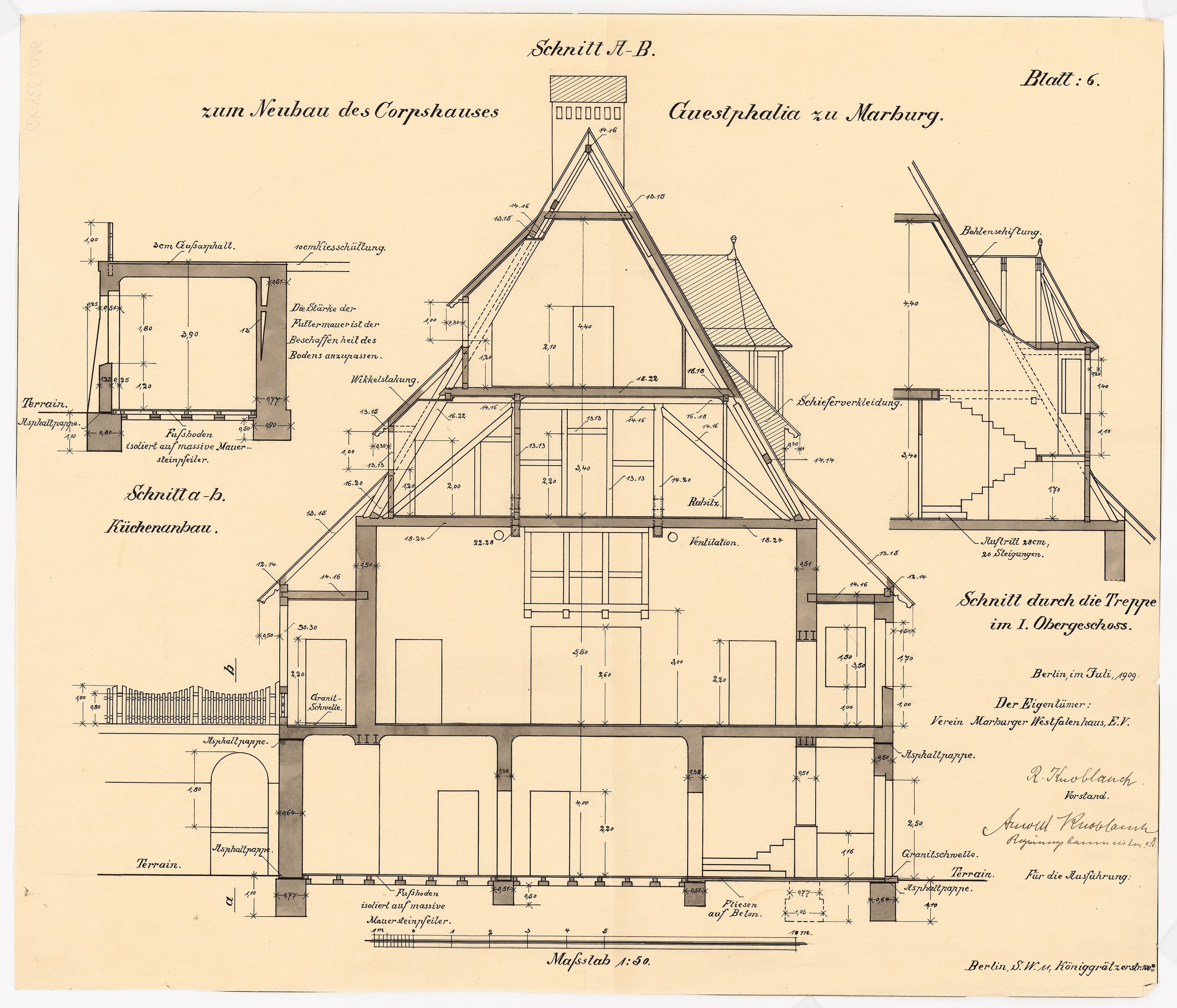 Schwarze und weiße architektonische Zeichnung eines Hauses mit zahlreichen Fenstern und einem Dachfirst, beschriftet als das erste Haus in Deutschland, begleitet von detaillierten Strukturplänen und Text.